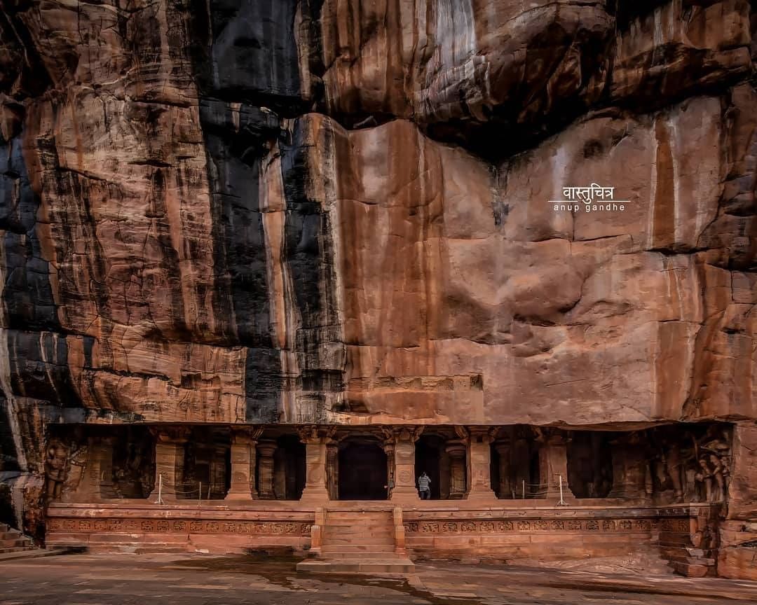 Badami cave temple

This cave temple is primarily dedicated to Sri Vishnu. 

The…